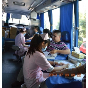 常德路桥集团组织开展无偿献血活动